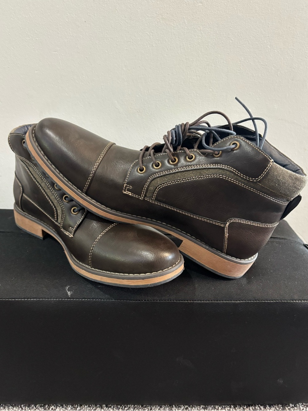 Izod Brown Leather Chukka Boots with Tan Heel Trim and memory foam
